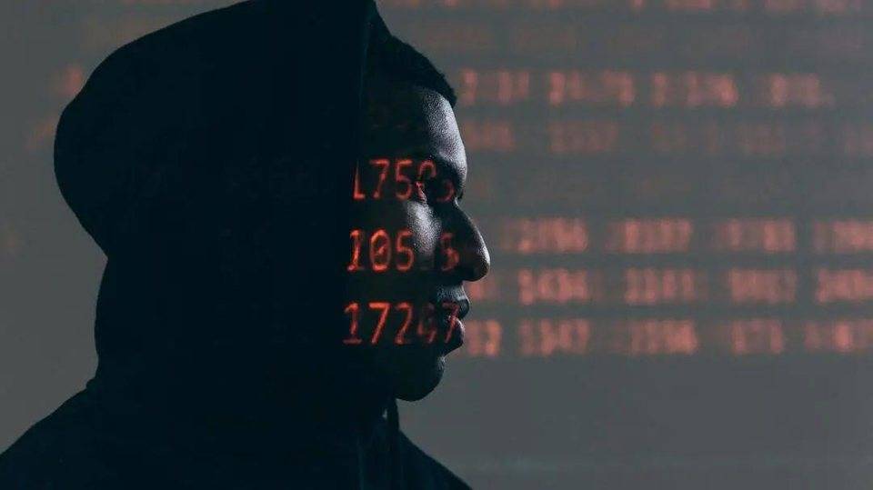 第二层：第一次黑客事件，新的诈骗伎俩，伪造身份证和偷钱 - 第3张  | 比特币-比特币价格-比特币行情交易交流平台