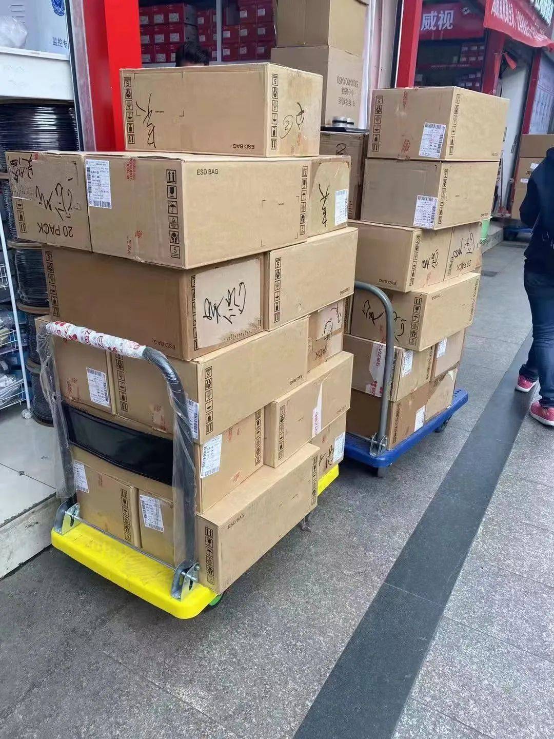 硬盘价格疯涨真相：中国区代理压货，卖家按小时涨价，中关村有人1天赚300万 - 第4张  | 比特币-比特币价格-比特币行情交易交流平台